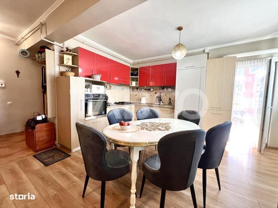 Apartament cu 4 camere de vanzare in Gheorgheni la cheie cu lift