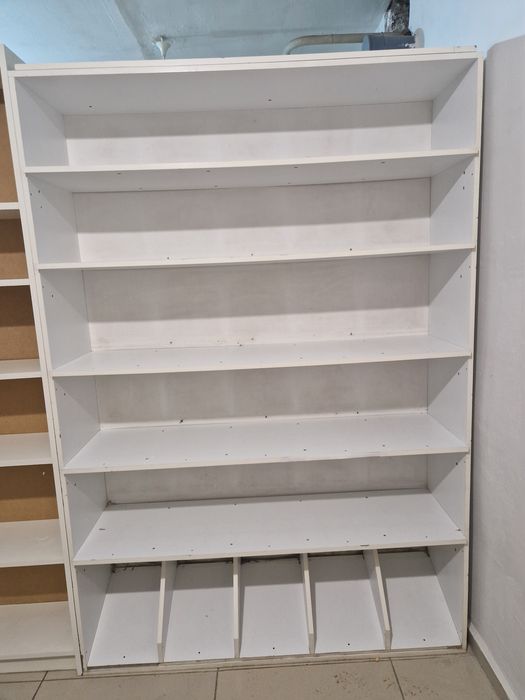 Срочно продам шкафы-стелаж