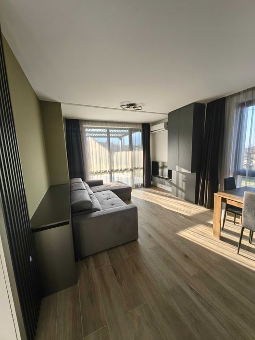 Дава се под наем Тристаен апартамент в София, Център - 110 кв.м за 1495.83 € - Снимка #7