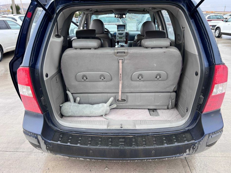 Kia Carnival SOTILADI