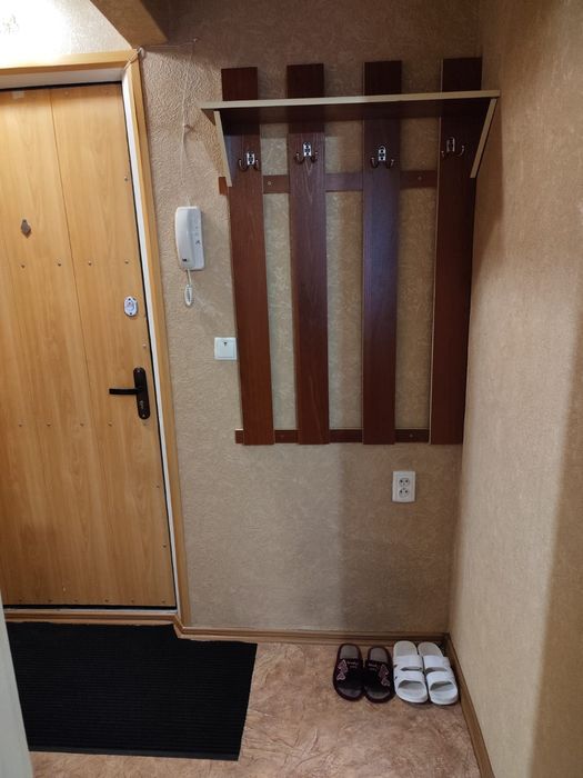 Посуточно 1 комн. кв. в 6 мкр-не