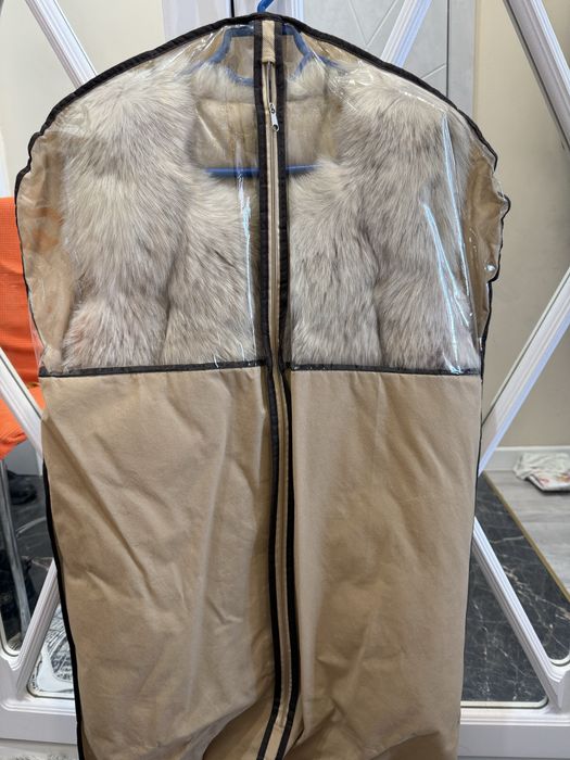 Желетка меховая продам
