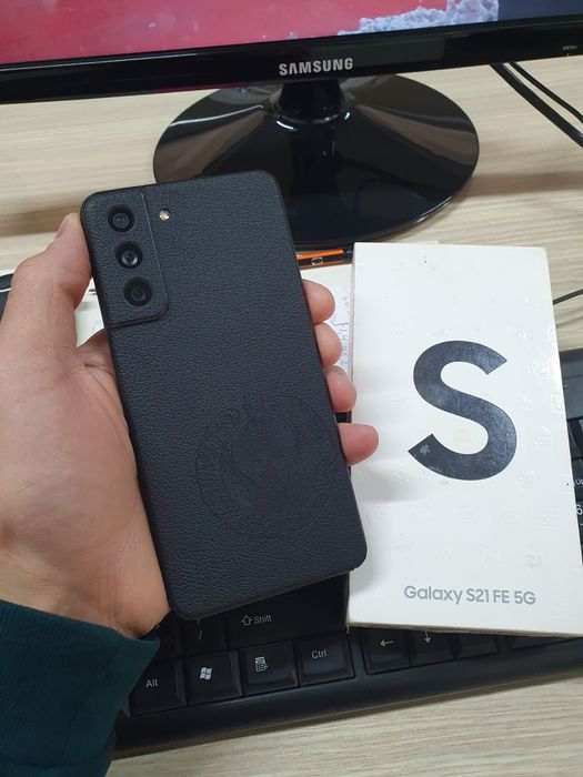 Samsung S21 FE 5G 128Gb продам