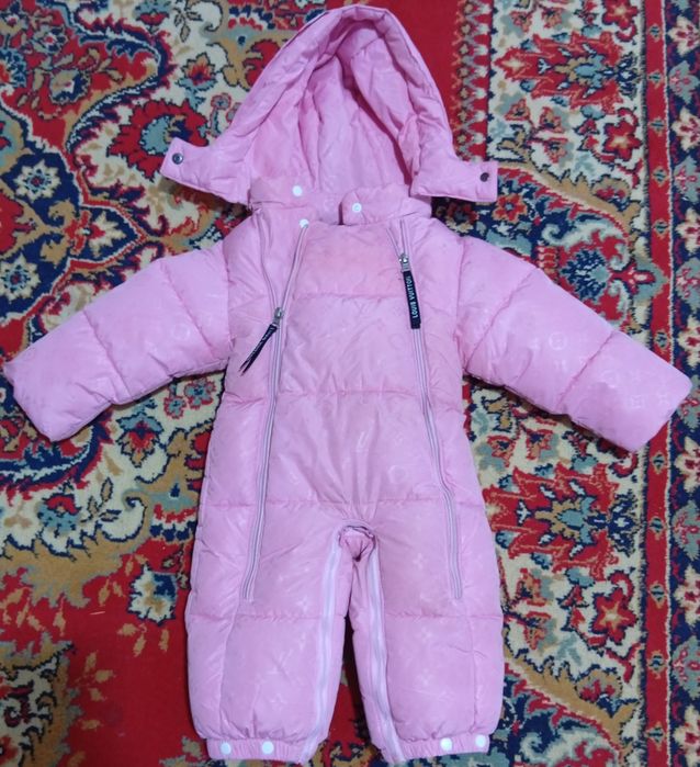 Продам пуховик детский