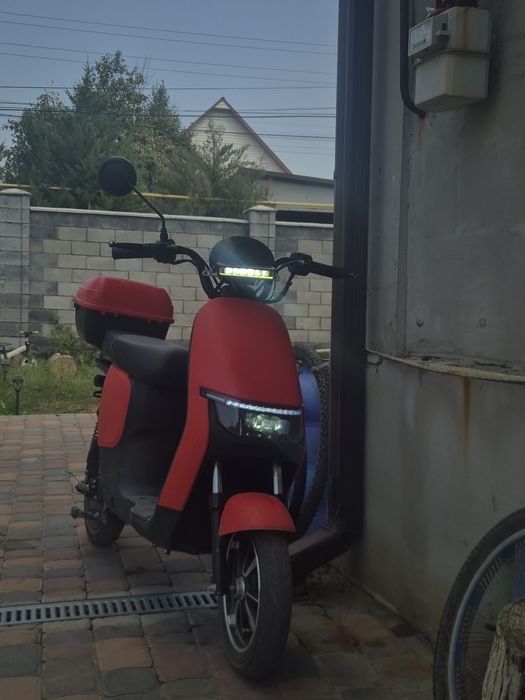 Продам электронный скутер
