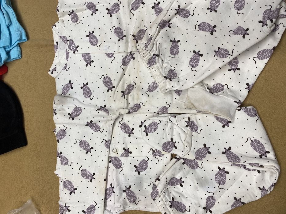 Ползунки , Шапочки, маечки, рубашки