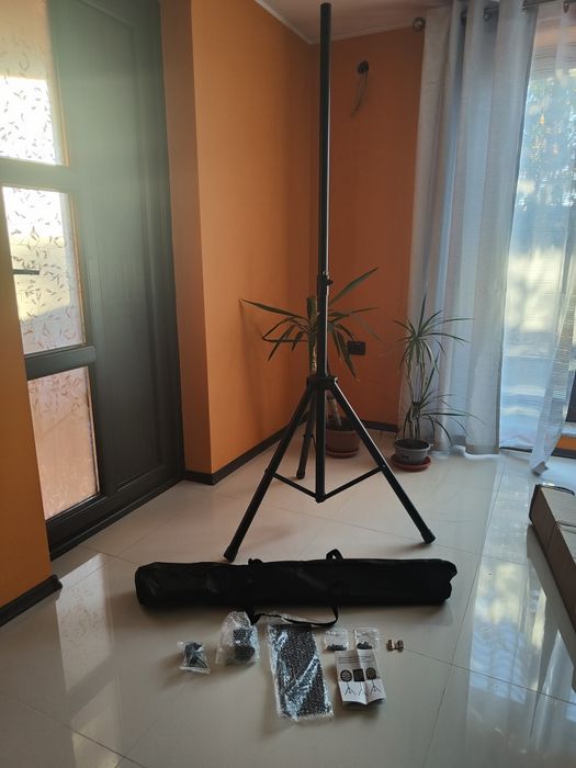 Suport boxe sisteme audio  3 bucati