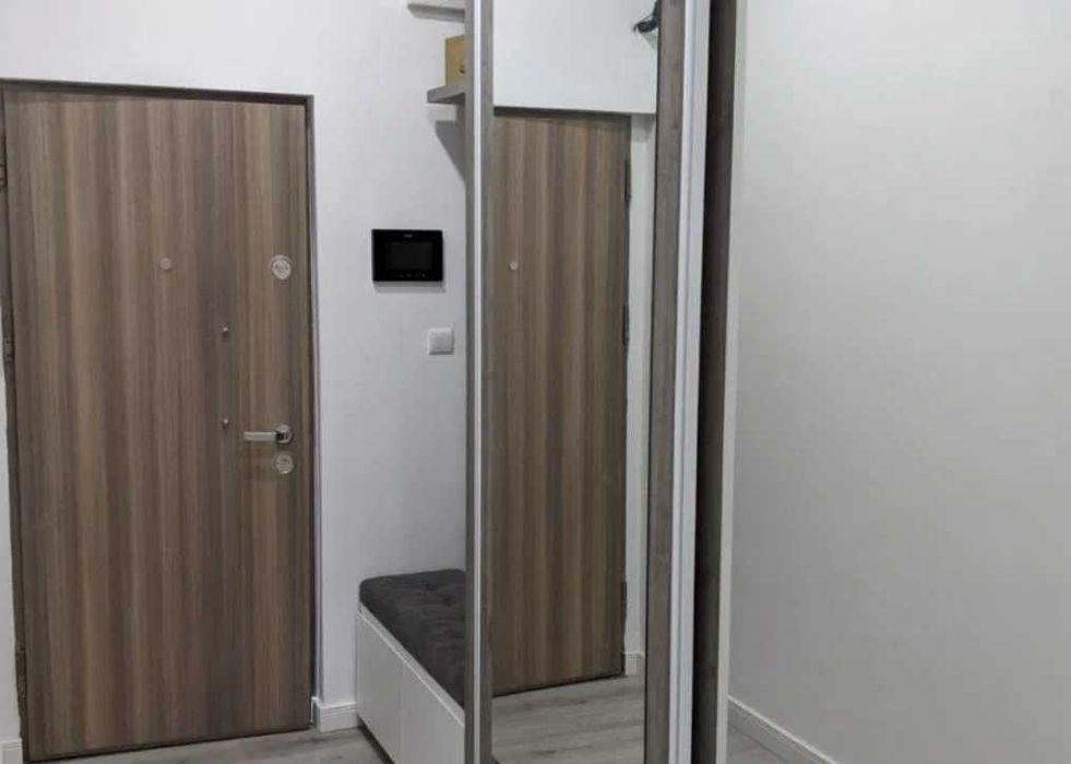 Дава се под наем Двустаен апартамент в Пловдив, Южен - 60 кв.м за 270.3 € - Снимка #2