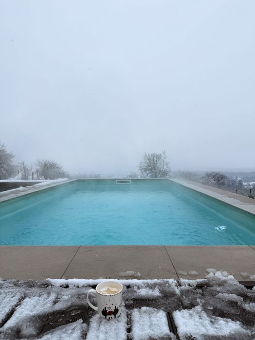 R HOUSE - Cabana cu piscina incalzita