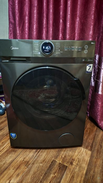 Продам стиральную машину Midea