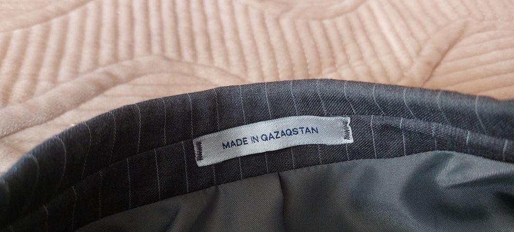 Продам костюм 54р