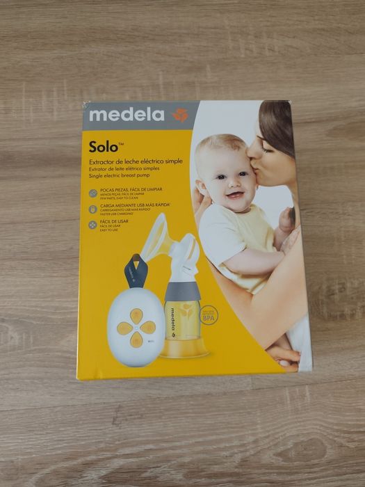 MEDELA Единична двуфазна електрическа помпа за кърма Solo+ 1бр. шише и 1бр. фуния