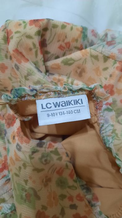 Платья для девочк от Waikiki