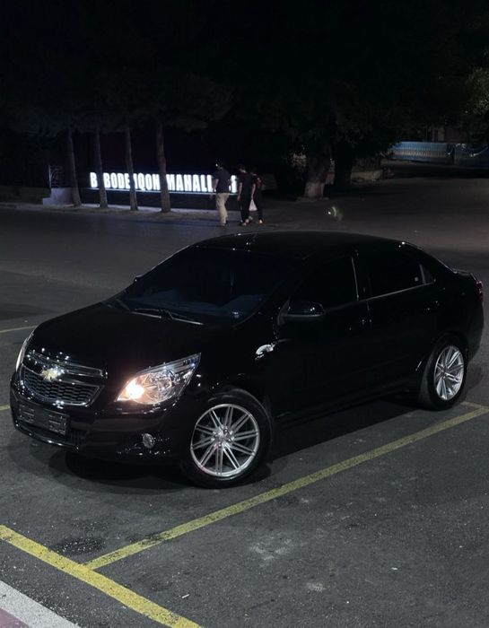 Vossen Diska balon Sotiladi 215 55 R17 Holati Yaxshi
