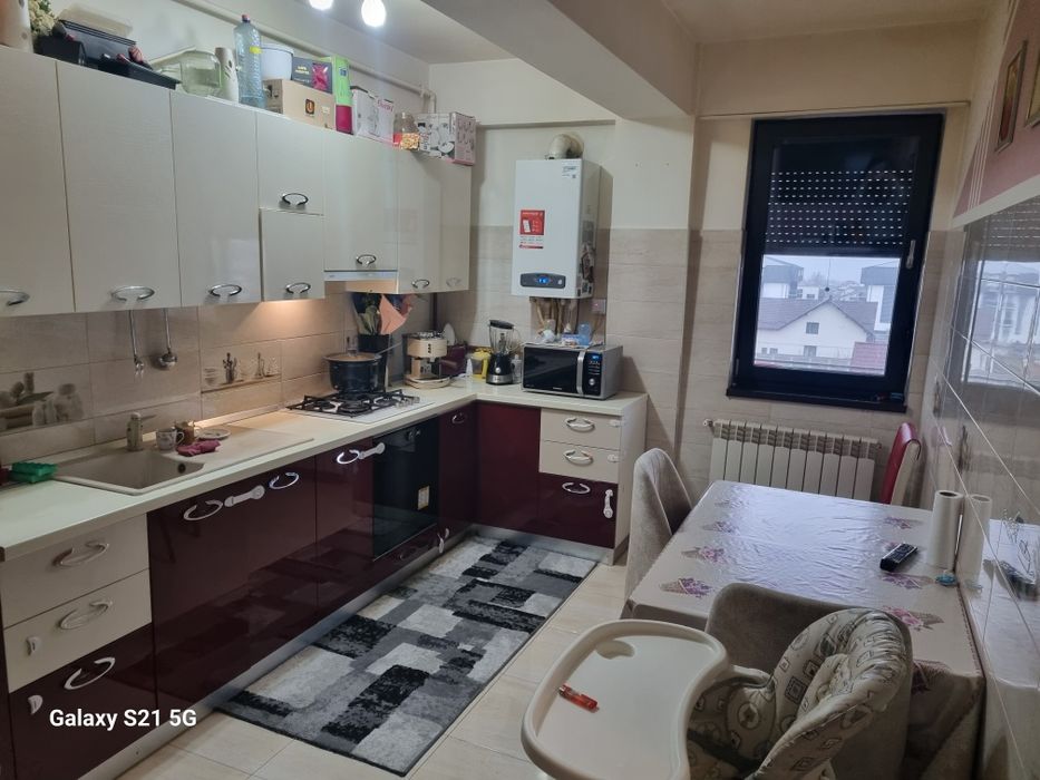 Apartament 2 camere  in Piatra Neamt ,65 mp în bloc