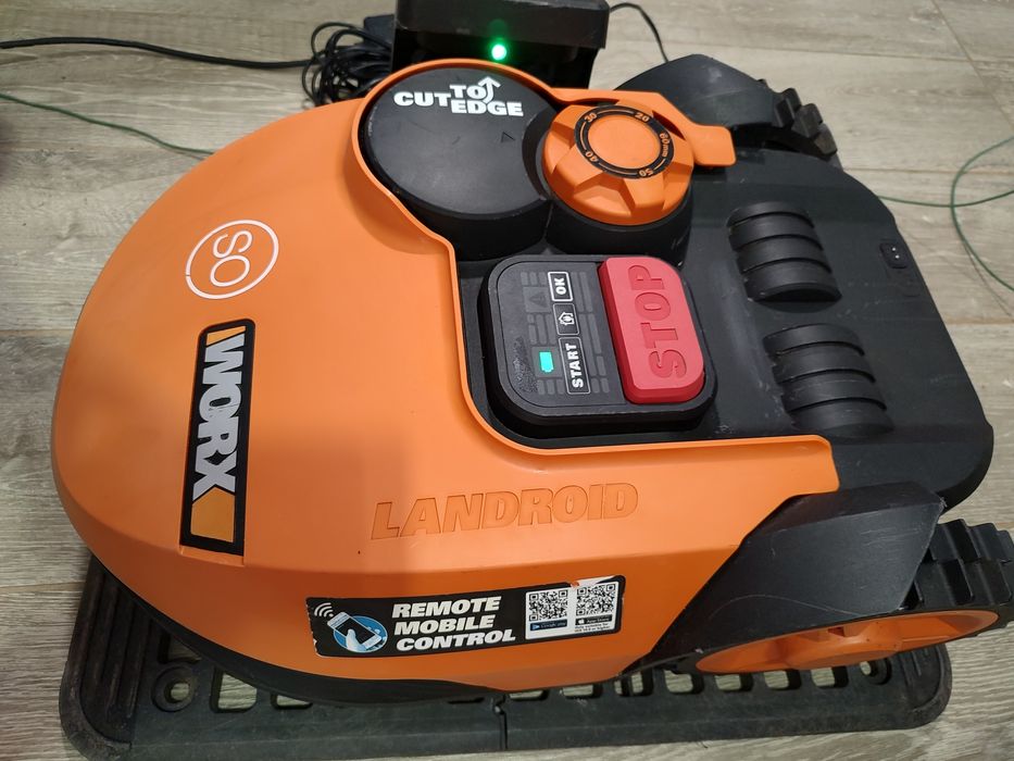 WORX robot de tuns gazonul
