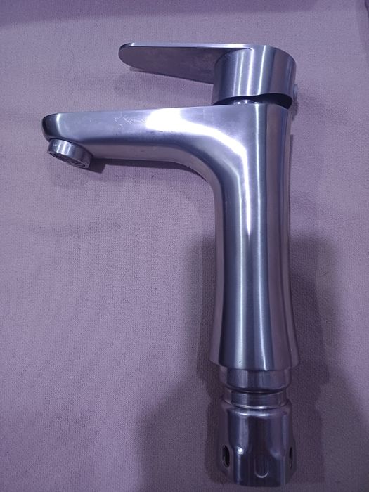 Смеситель для раковины