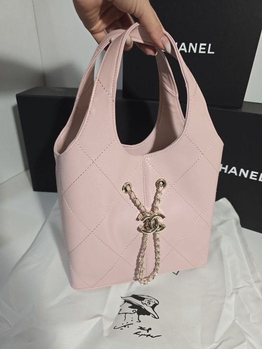 Налична чанта Chanel 26p Basket