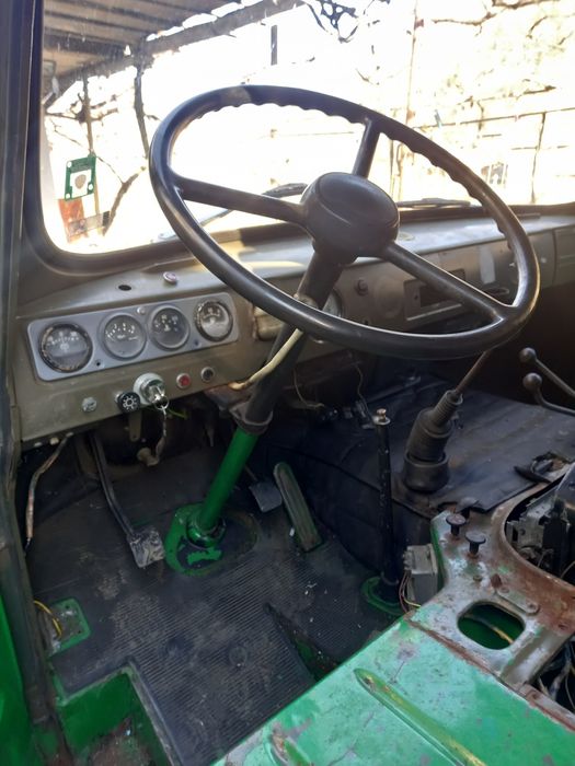 Уаз  работи газ бензин