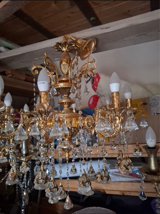 Люстралар сатылады
