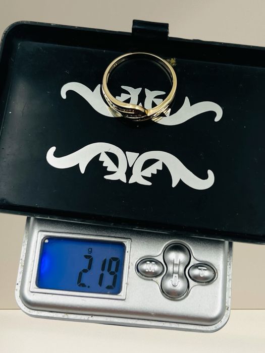 Златен пръстен с диаманти 14к