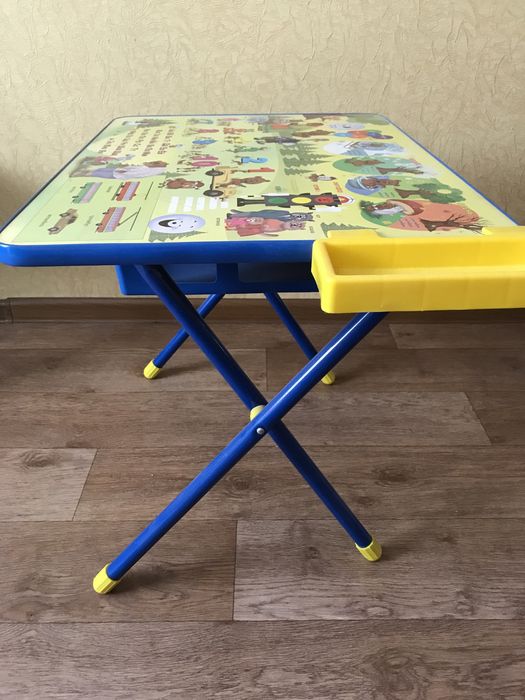 Столик детский