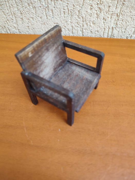 Păpușă miniaturală