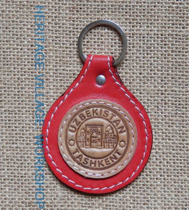 Кожаные  сувенирные  брелки из   серии "Uzbekistan".