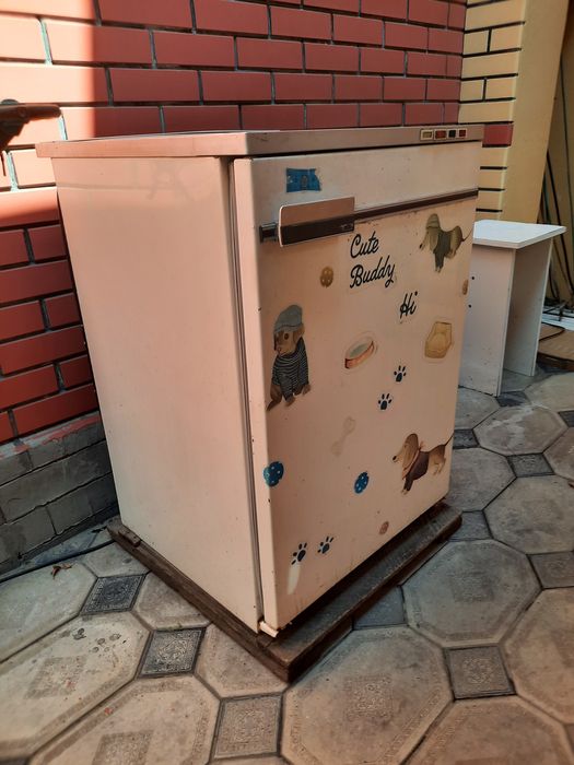 Морозильник Бирюса