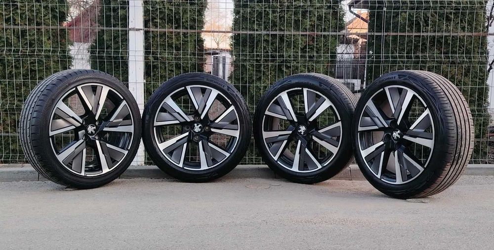 vand jante aliaj peugeot 208 gt