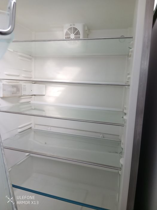 Хладилник с фризер