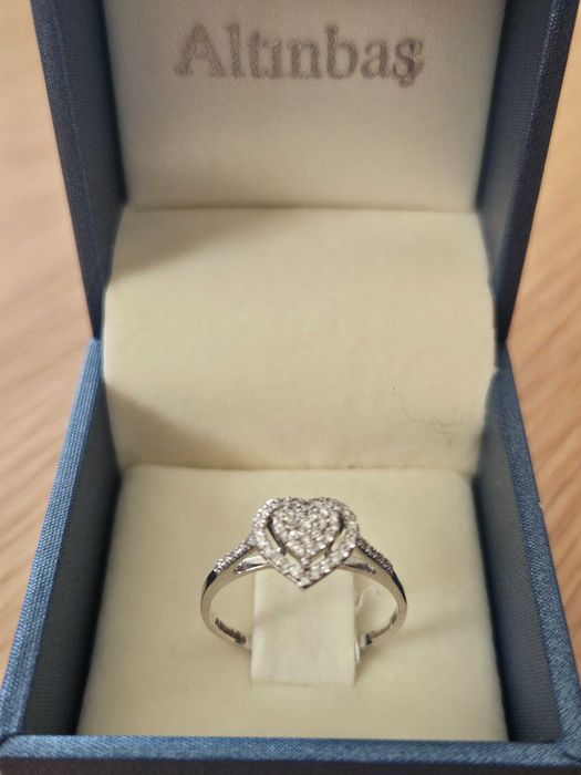 Пръстен от бяло злато и диаманти на Altinbas