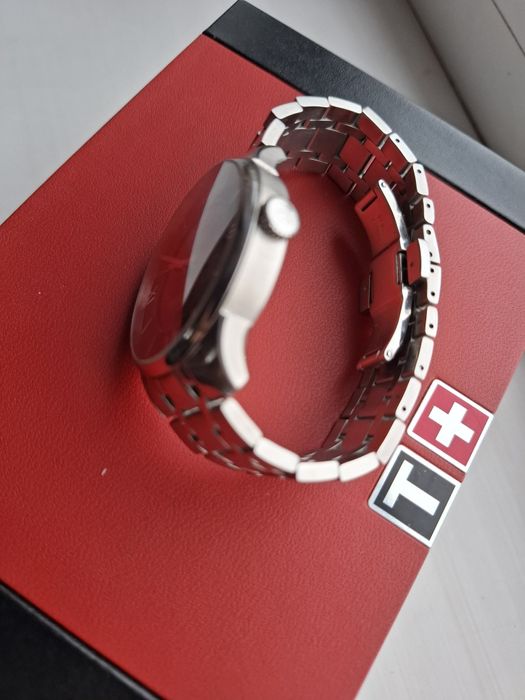 Часы Tissot chemin des Tourelles