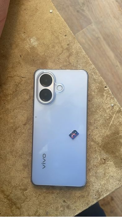 Телефон Vivo v60 lite  с гарантии
