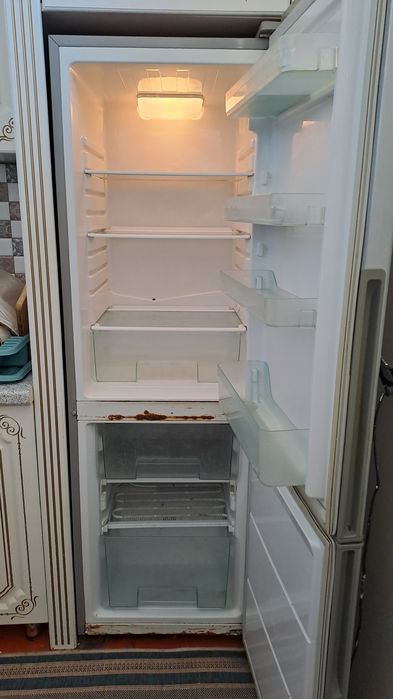 Продам холодильник б/у