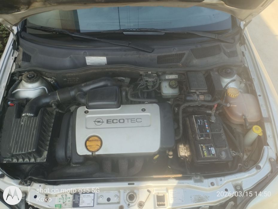 Продавам Опел астра 1.6