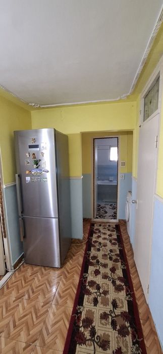 Apartament două camere, Șoseaua București. Pentru renovare!