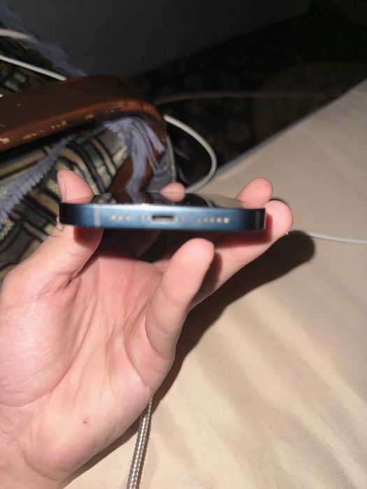 Продается Iphone 13 128