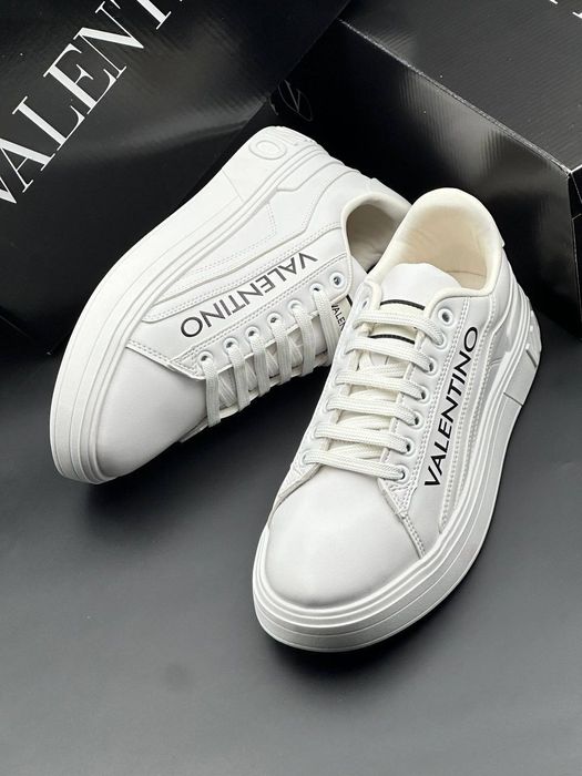 Adidasi barbati diferite modele