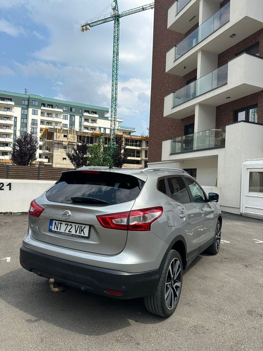 Nissan Qashqai Tekna / 1.6 dci / Automat / 2015 / Camere 360