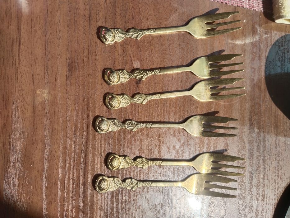 Вилки десертные, для торта.