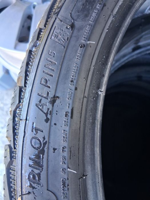 205 40 18 Michelin alpin 5 4броя зимни дот 2021г