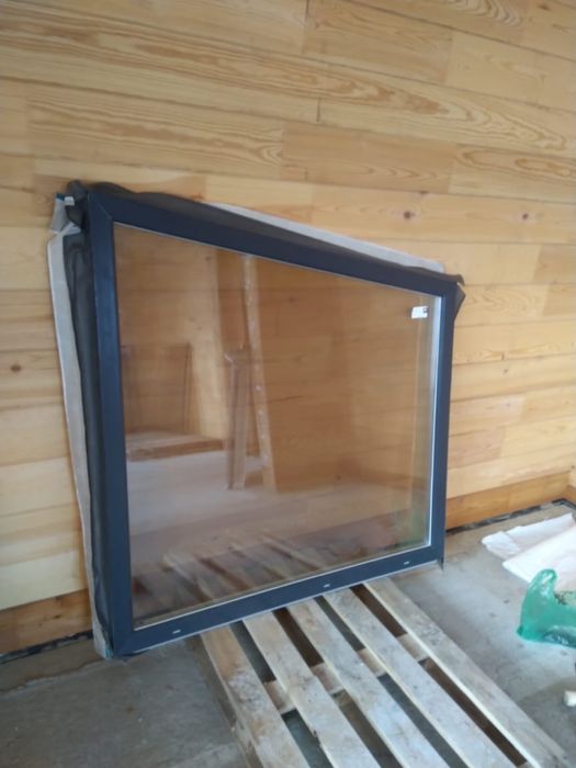 Две оконные рамы