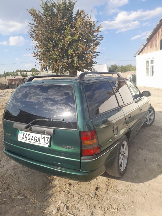 Opel Astra универсал