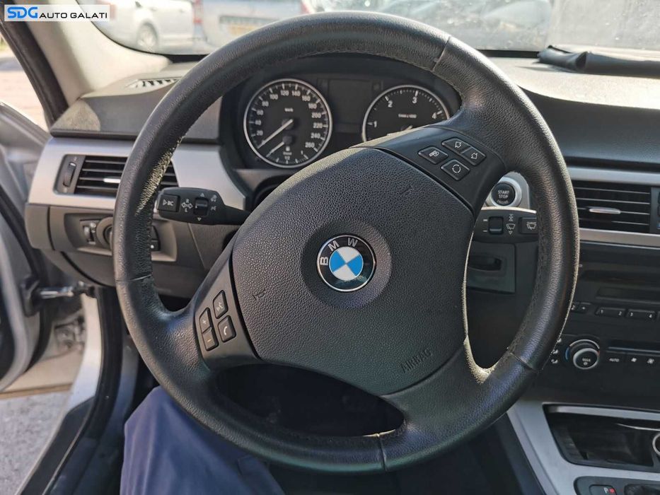 Plansa Bord cu Airbag uri Sofer Pasager si Centuri BMW Seria 3 E90 E91 2004 - 2011 [0571]
