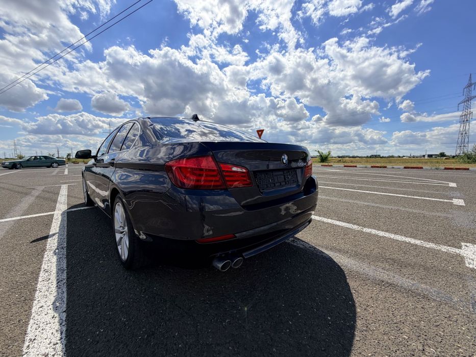 BMW 5 Series 2012 — imagine 4