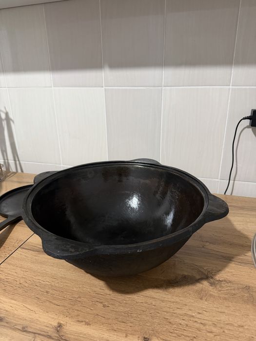 Чугун қазан сатылады