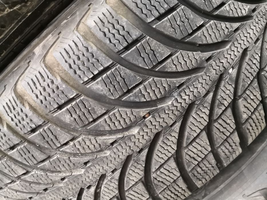 235 60 18 цола гуми Michelin