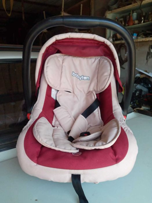 Детская переноска / автокресло