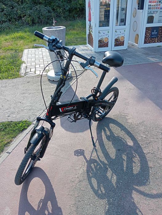 Bicicletă electrică deosebită 2 moduri Accelerație manuală si Asistată